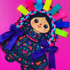 MUÑEQUITA LELE TEXTIL